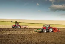 tractor-financing:-unlocking-opportunities-for-farmers-and-landscapers