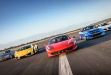 feel-the-thrill:-why-a-supercar-experience-day-is-the-ultimate-gift